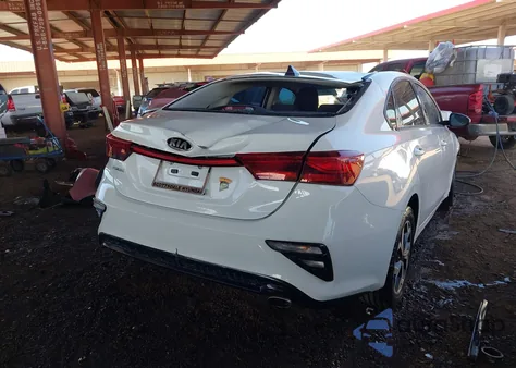 2021 Kia Forte Lxs из США, поврежденный, VIN 3KPF24ADXME292783